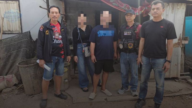 ตำรวจบุกรวบ อ้างเป็นตำรวจหลอกโอนเงินผู้ประกอบการ เสียหายกว่า 9 แสนบาท